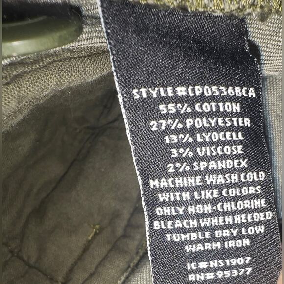 Sanctuary women’s camouflage pants - Picture 6 of 9